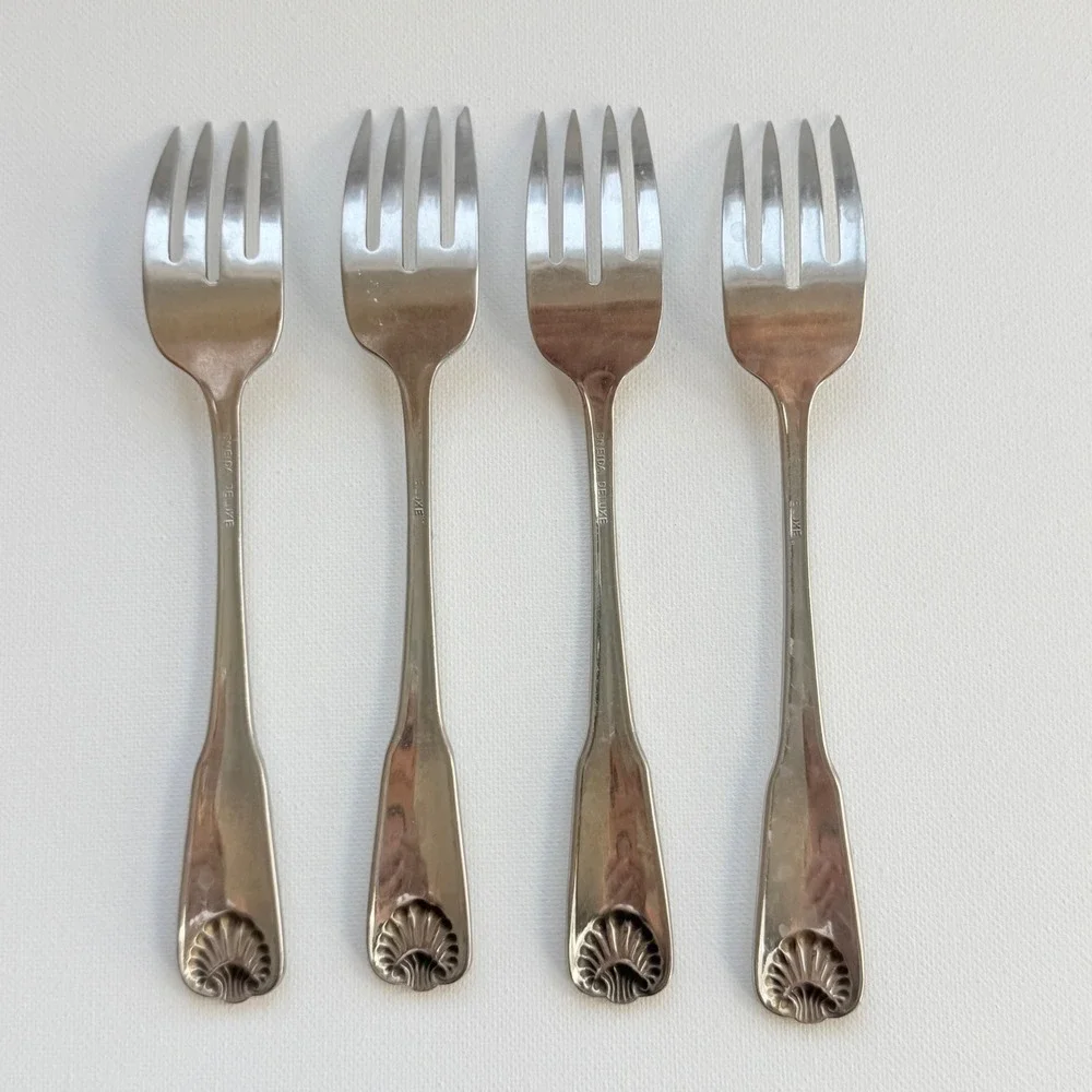 Oneida Salad Forks Unisex 6in Silver Excellent Michelangelo Shell Stainless 4pc